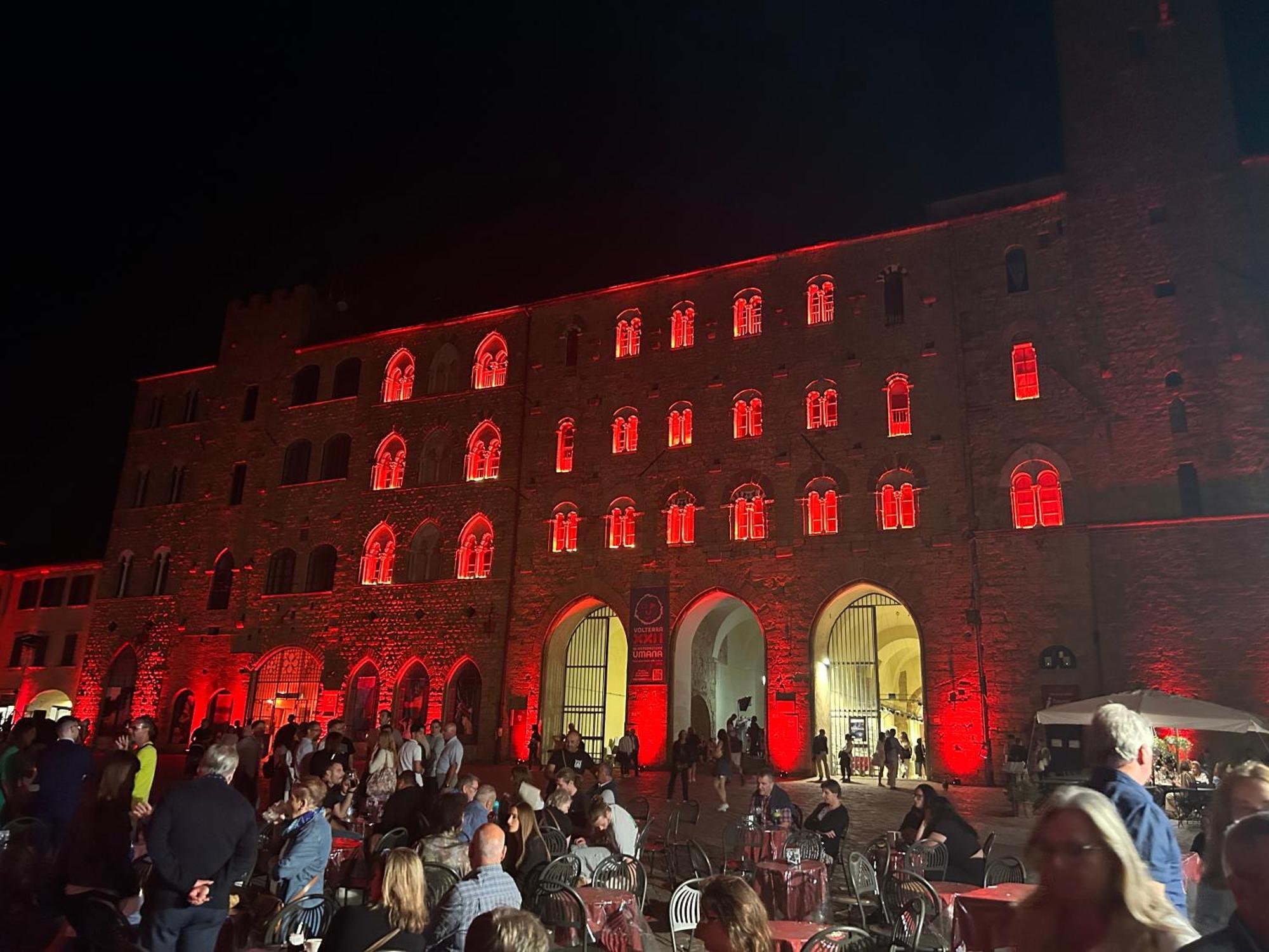 Benvenuti Da Linda E David Lägenhet Volterra Exteriör bild