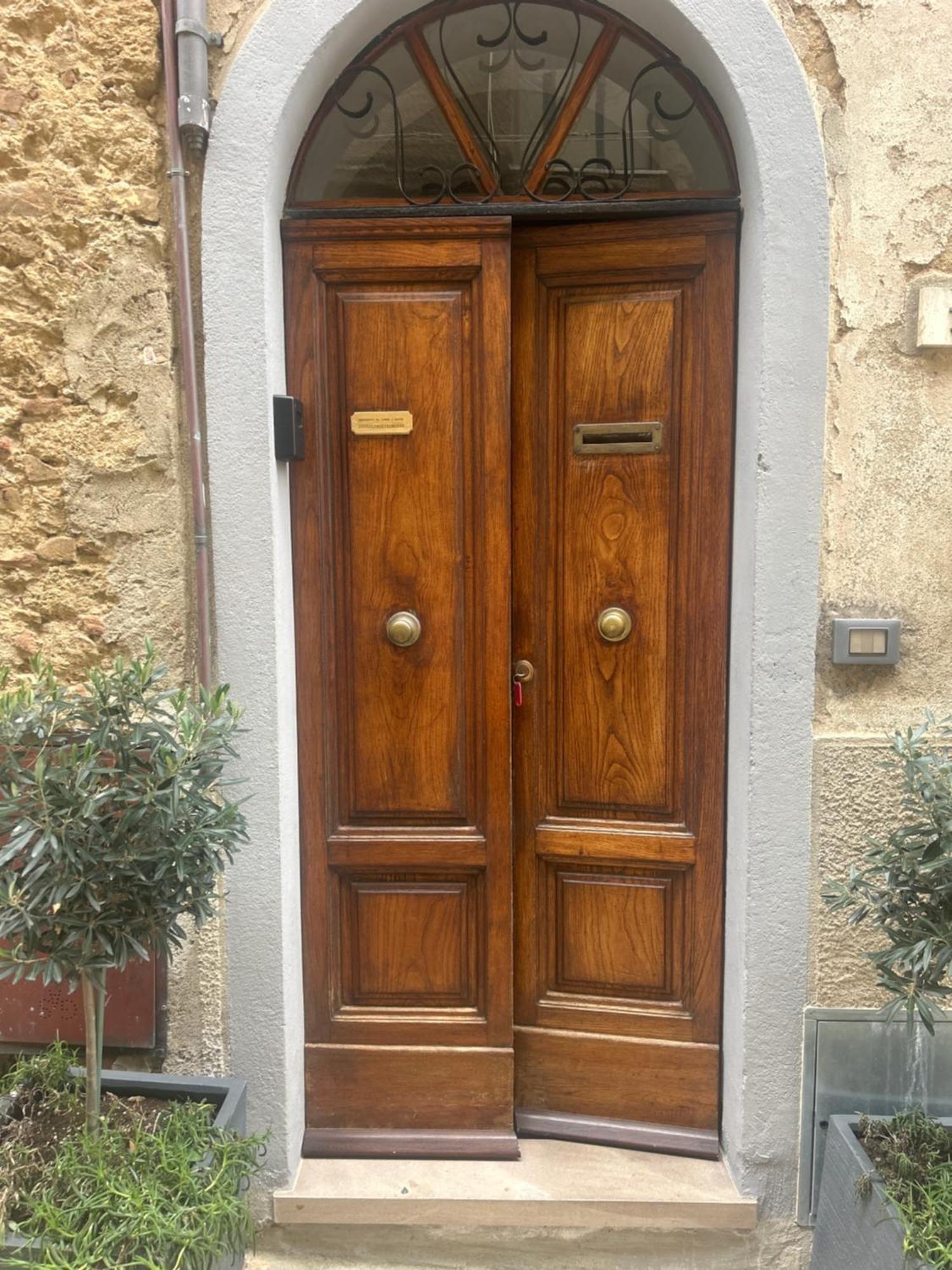 Benvenuti Da Linda E David Lägenhet Volterra Exteriör bild